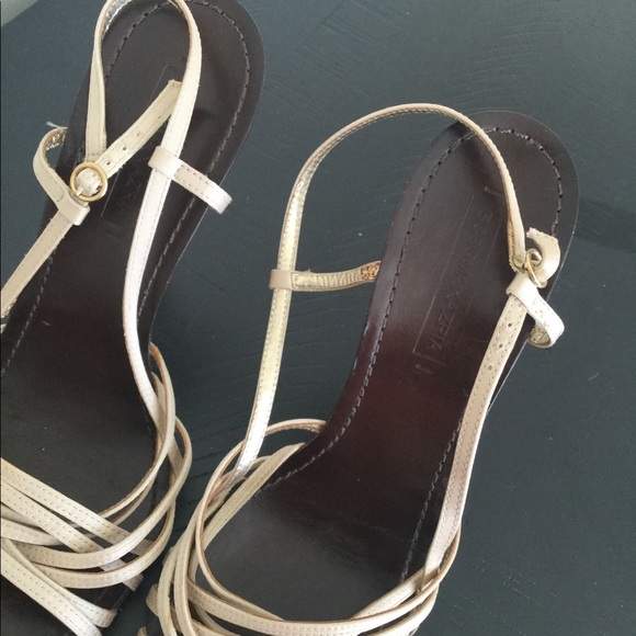 BCBG champagne satin heels - Picture 2 of 4